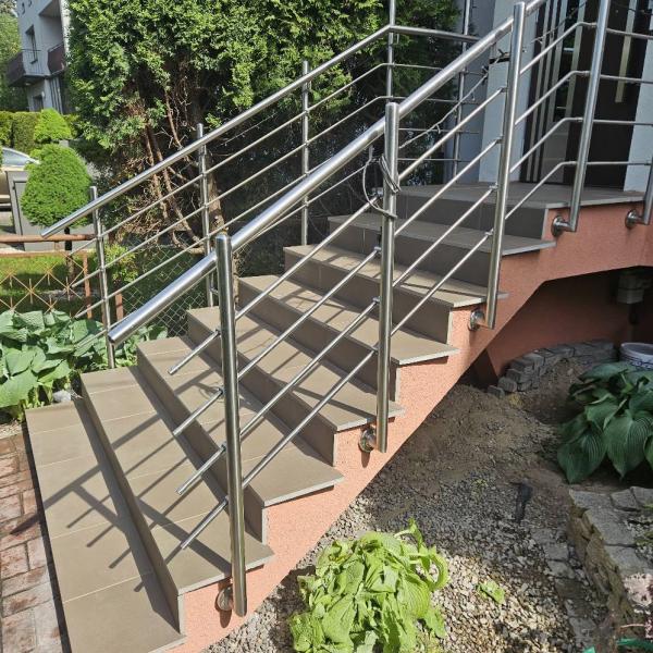 4810571105757328555165848867848302358404928n